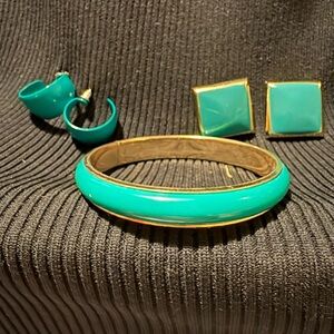 Turquoise Gold-Trim Bangle Bracelet with Matching Earrings and Clips